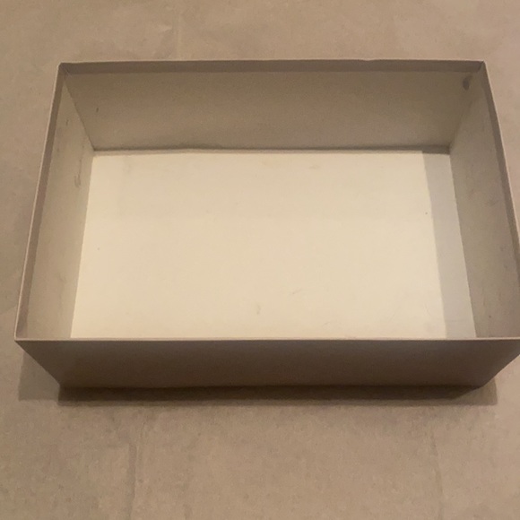 Jimmy Choo Box - Picture 2 of 4